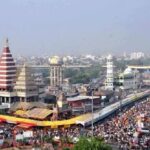 भाद्रपद माह के धार्मिक अनुष्ठानों के चलते पटना के महावीर मंदिर और गयाजी धाम में श्रद्धालुओं की भारी भीड़ उमड़ी।